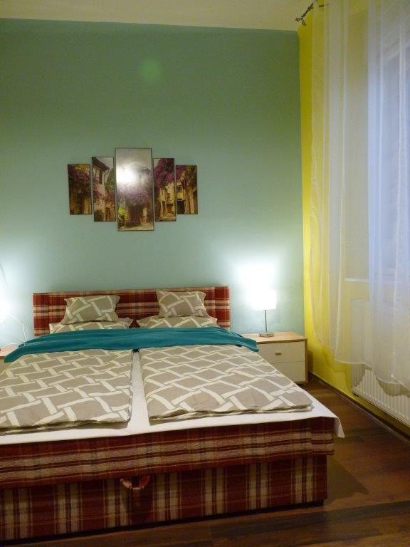 Eper Apartman Дебрецен Экстерьер фото